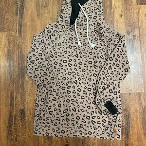 Ampersand & hoodie cheetah print